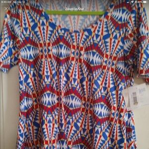 Lularoe perfect tee